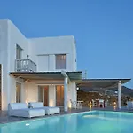 Villa Ammos *