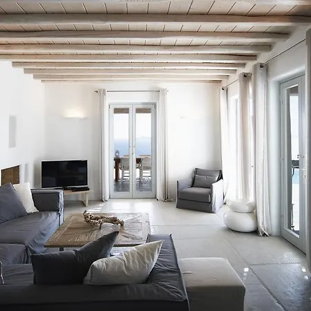 Villa Ammos *